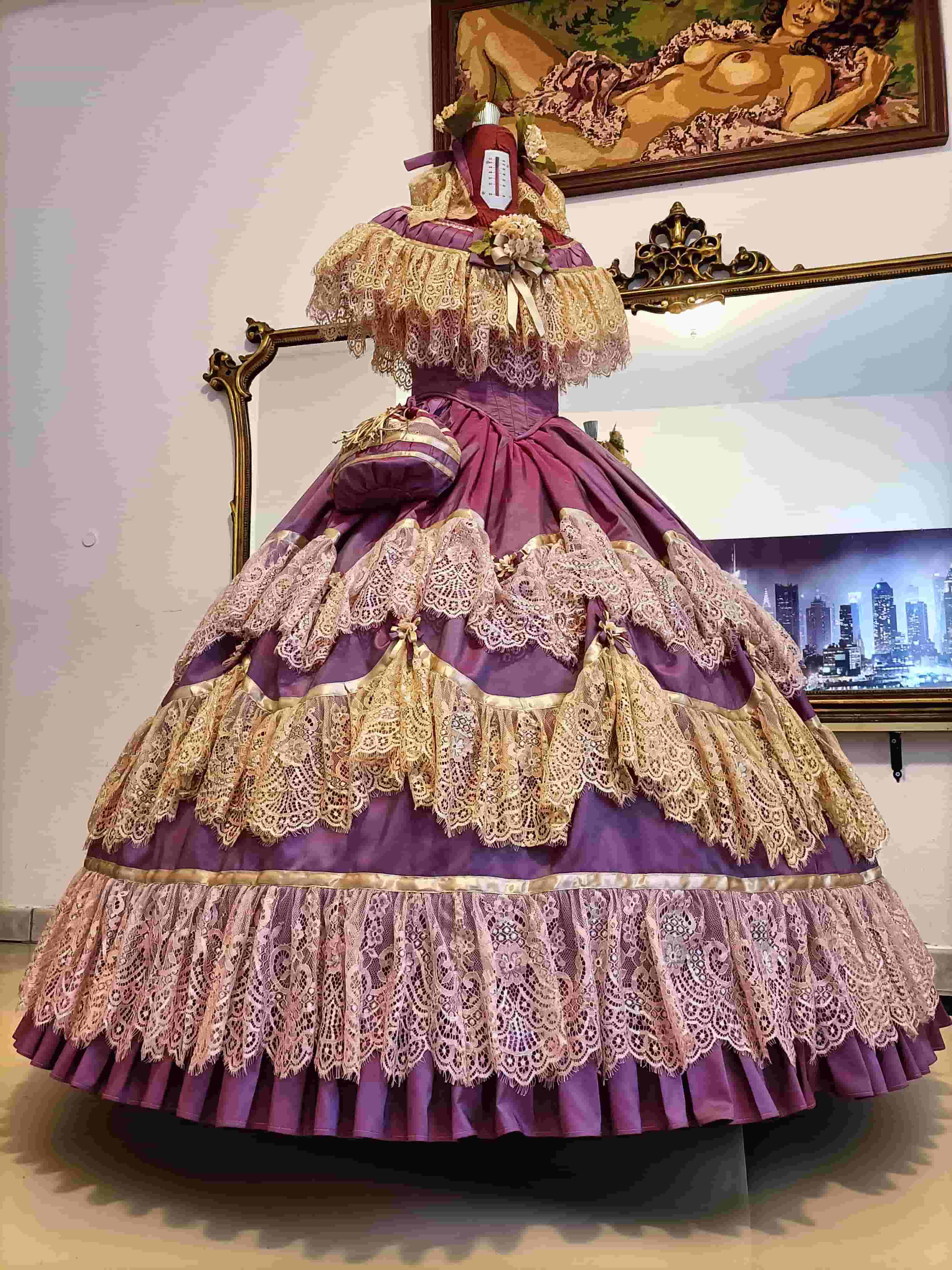 Abito da ballo ottocentesco realizzato da Olga Generalova Sarta che danza per l’Accademia Danze Ottocentesche di Ancona